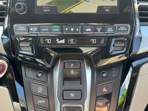 Used 2023 Honda Odyssey Touring image 21