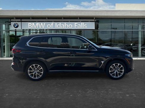 Used 2024 BMW X5 xDrive40i w/ Premium Package AWD/4WD image 8