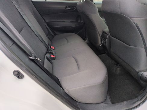 Used 2023 Toyota Corolla Cross LE w/ Moonroof Package image 33