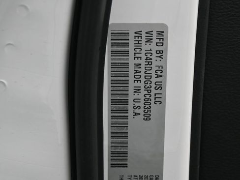 Used 2023 Dodge Durango GT image 21