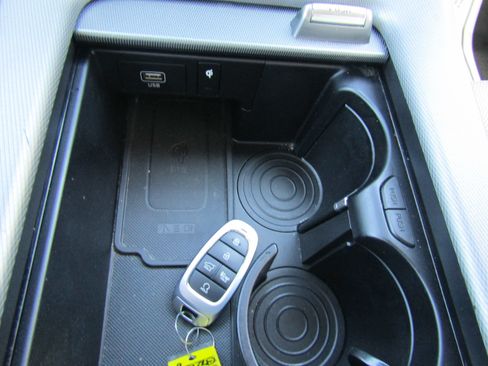 Used 2023 Hyundai Palisade Limited image 21