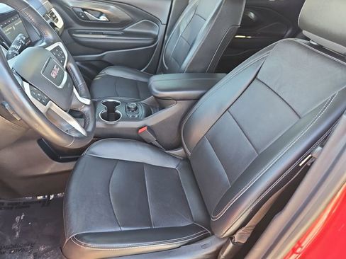 Used 2022 GMC Terrain SLT image 15