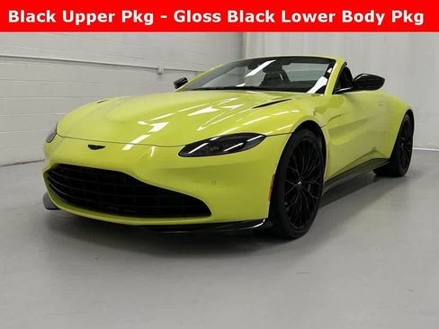 Used 2022 Aston Martin V8 Vantage image 4