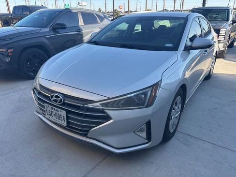 Used 2020 Hyundai Elantra SE w/ Cargo Package (C1) image 5
