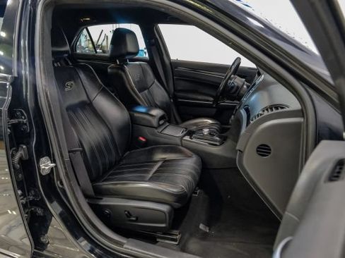 Used 2021 Chrysler 300 S RWD image 43