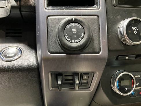 Used 2018 Ford Expedition Max Platinum image 23