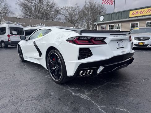 Used 2024 Chevrolet Corvette Stingray 2dr Coupe w/1LT image 4