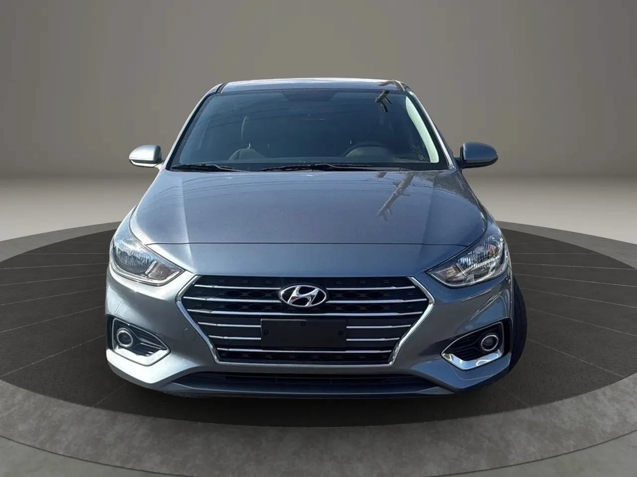 Used 2020 Hyundai Accent SEL FWD image 2