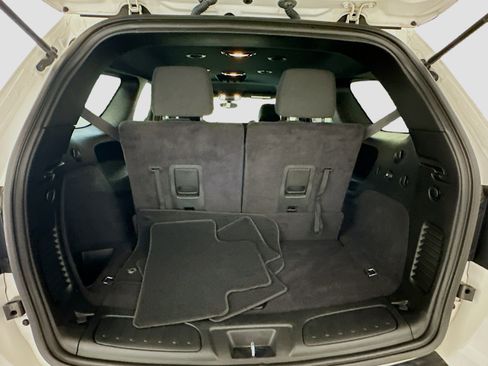Used 2021 Dodge Durango SXT image 31