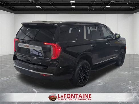 Certified 2024 GMC Yukon SLT w/ SLT Luxury Package image 8