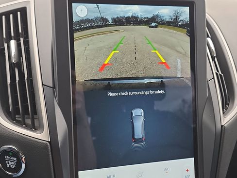 Used 2023 Ford Edge SEL w/ Convenience Package image 17