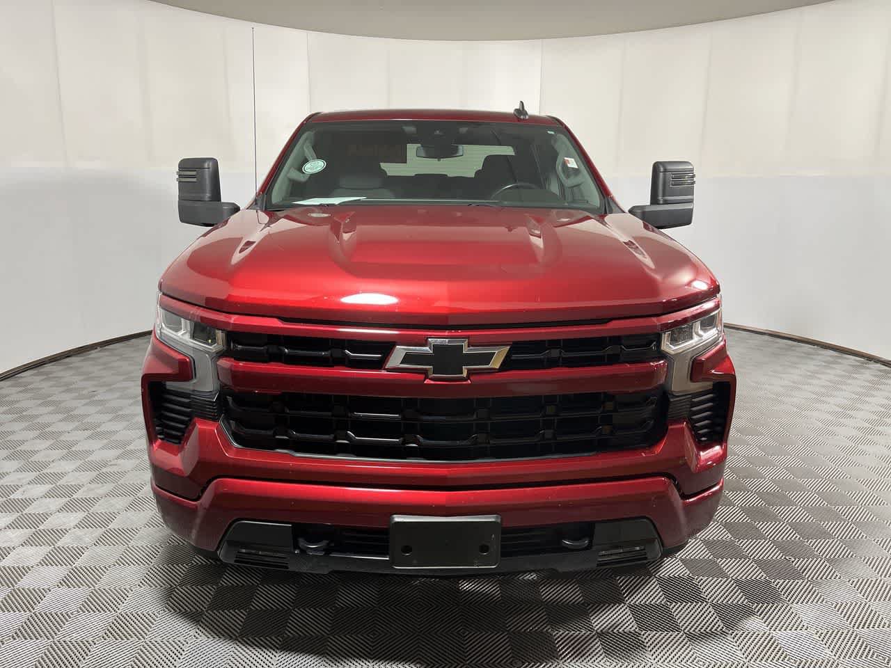 Used 2023 Chevrolet Silverado 1500 RST AWD/4WD image 3