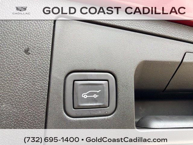 Used 2024 Cadillac XT4 Luxury w/ Cold Weather Package AWD/4WD image 14