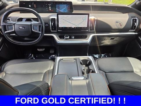 Used 2025 Ford Expedition Tremor AWD/4WD image 13