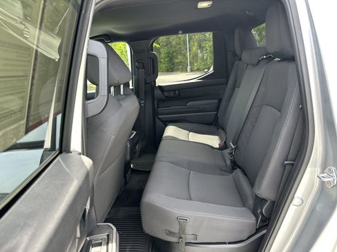 Used 2025 Toyota Tacoma SR image 31