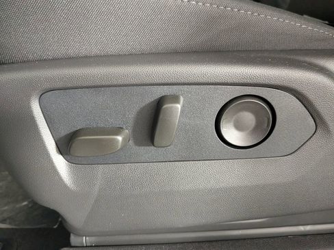 New 2026 GMC Sierra 2500 SLE w/ SLE Value Package; image 17