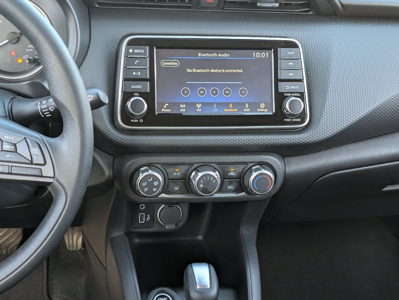 Used 2025 Nissan Kicks Play S FWD image 12