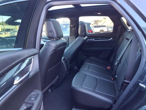 Certified 2023 Cadillac XT5 Premium Luxury AWD/4WD image 16