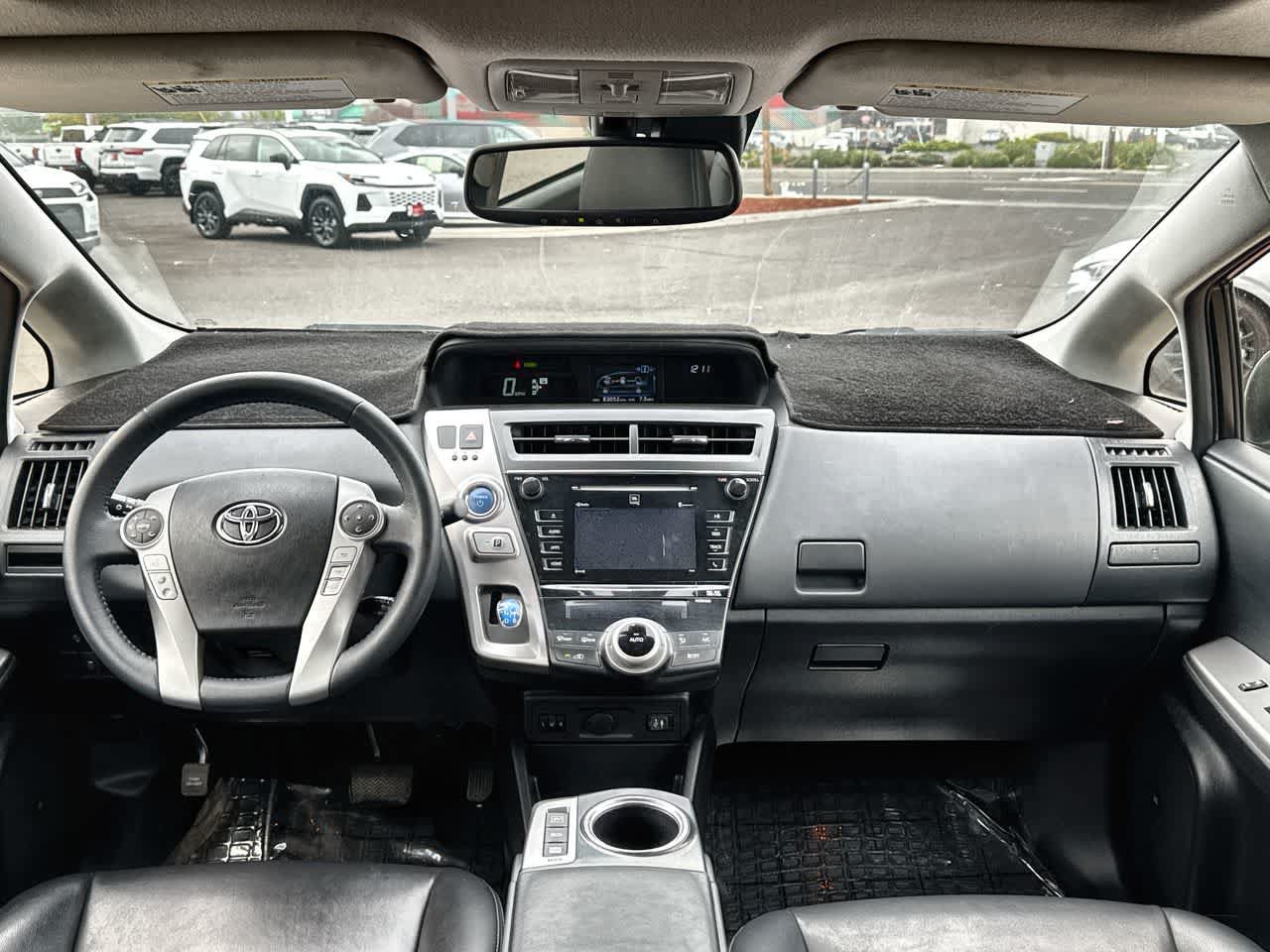 Used 2017 Toyota Prius V Five w/ Advanced Technology Package FWD image 15