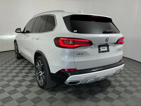 Certified 2022 BMW X5 xDrive40i w/ Parking Assistance Package AWD/4WD image 7