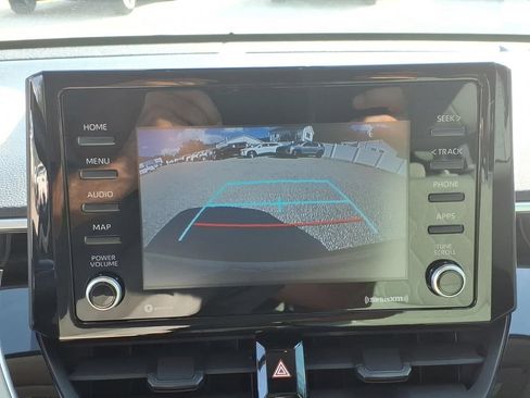 Used 2022 Toyota Corolla Cross L FWD image 17