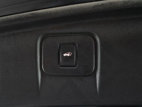 Used 2020 Nissan Murano SL image 11