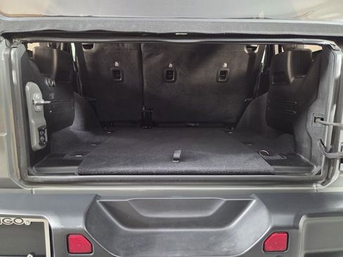 Certified 2020 Jeep Wrangler Unlimited Sport S image 24