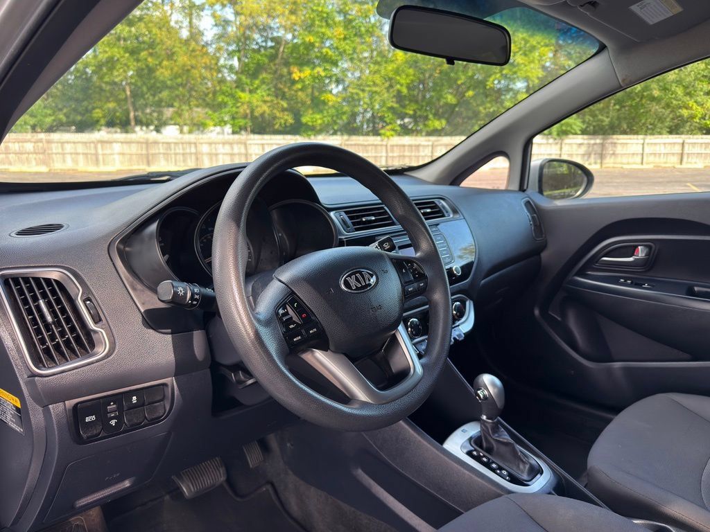 Used 2016 Kia Rio LX w/ Power Package FWD image 13