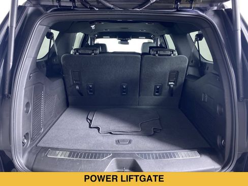 Certified 2025 Chevrolet Suburban Z71 AWD/4WD image 14