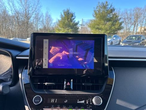 Certified 2024 Toyota Corolla LE image 38