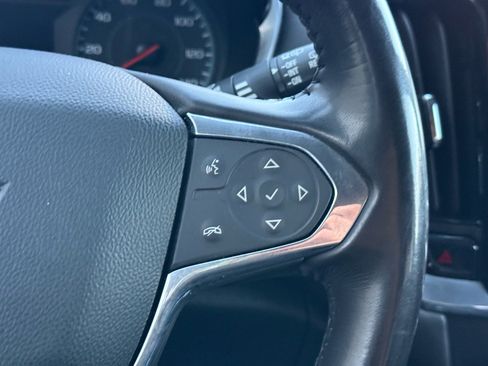 Used 2019 Chevrolet Traverse LT image 15