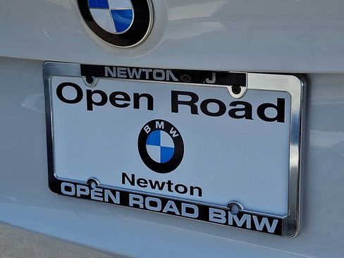 Used 2022 BMW X3 xDrive30i w/ Premium Package 2 (ZPA) AWD/4WD image 4