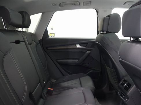 Used 2025 Audi Q5 2.0T Premium Plus w/ Premium Plus Package image 24