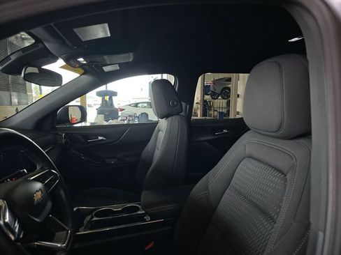 Used 2025 Chevrolet Equinox LT AWD/4WD image 7