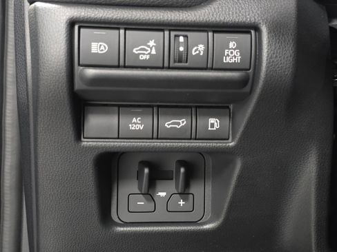 Certified 2024 Toyota Land Cruiser image 21