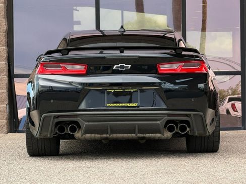 Used 2016 Chevrolet Camaro SS RWD image 10