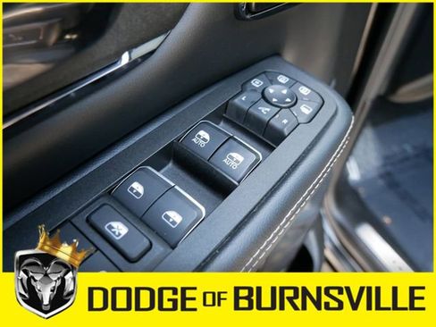 Used 2025 RAM 1500 Limited AWD/4WD image 19