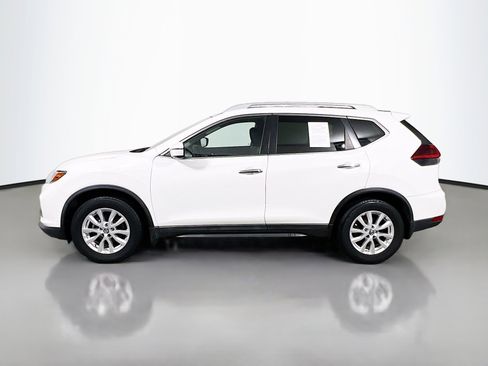 Used 2019 Nissan Rogue S w/ Special Edition Package FWD image 9