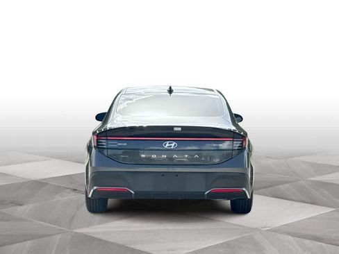 Used 2025 Hyundai Sonata SE FWD image 7