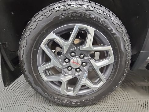 Used 2022 GMC Sierra 1500 SLT w/ SLT Premium Plus Package image 49