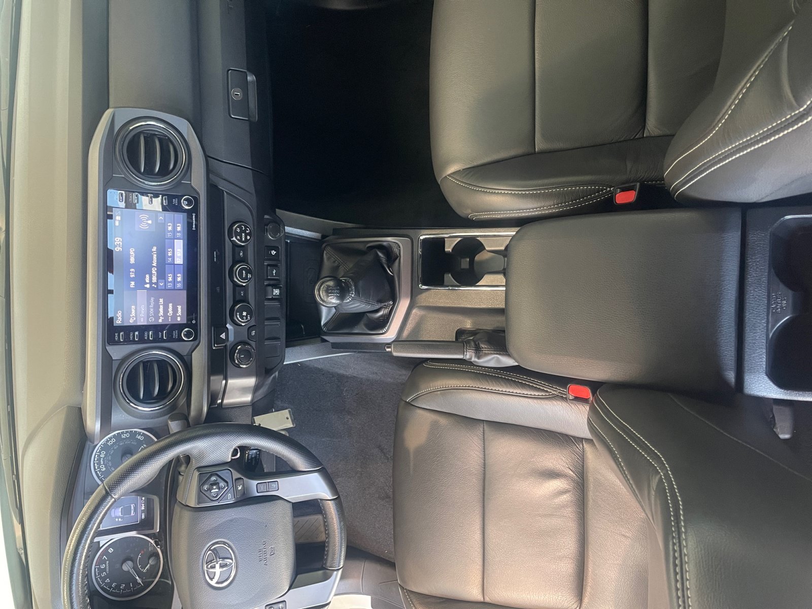 Used 2020 Toyota Tacoma TRD Off-Road AWD/4WD image 15