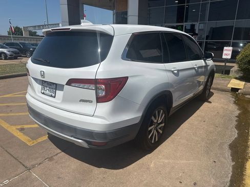 Used 2020 Honda Pilot EX-L image 3