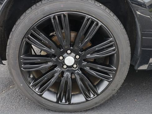 Used 2019 Land Rover Range Rover Velar R-Dynamic SE AWD/4WD image 44