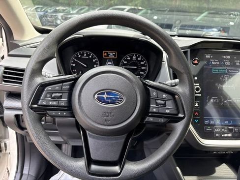 Used 2024 Subaru Crosstrek 2.0i Premium AWD/4WD image 12