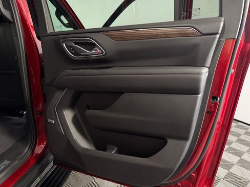 Used 2024 Chevrolet Suburban High Country w/ Max Trailering Package image 28