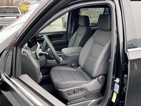 New 2026 Chevrolet Tahoe LS image 9