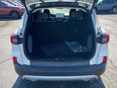 Used 2025 Ford Escape SE FWD image 27