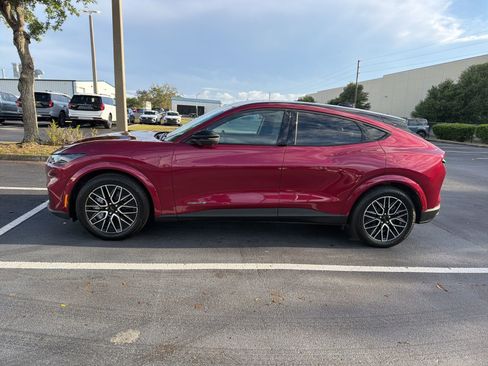 Used 2025 Ford Mustang Mach-E Premium image 13