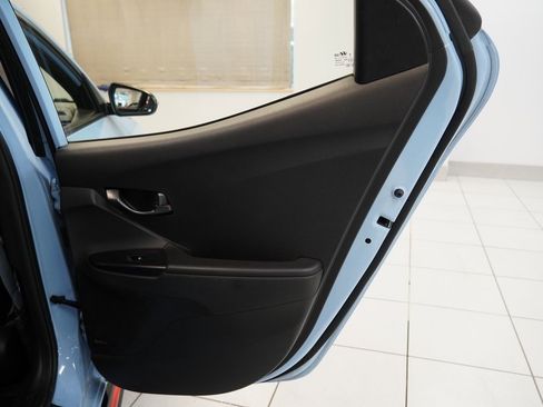 Used 2021 Hyundai Veloster N image 22