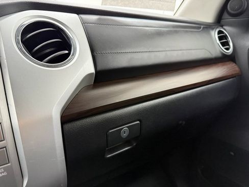 Used 2018 Toyota Tundra Limited image 22